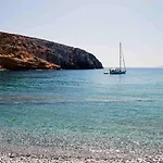 Emelia Οτζιάς