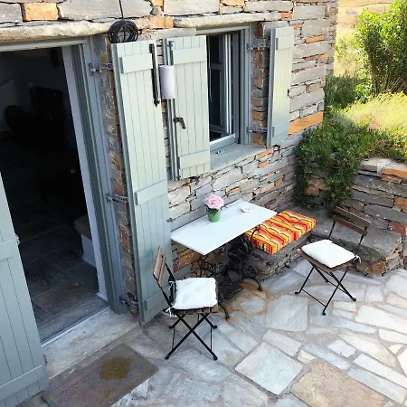 Holiday home Emelia *